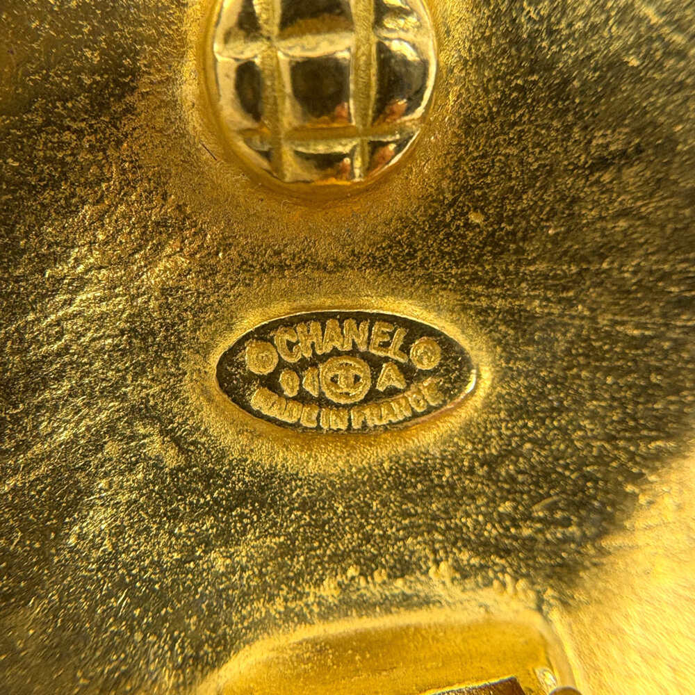 CHANEL Authentic Gold Logo Earrings - Picture 4 of 5